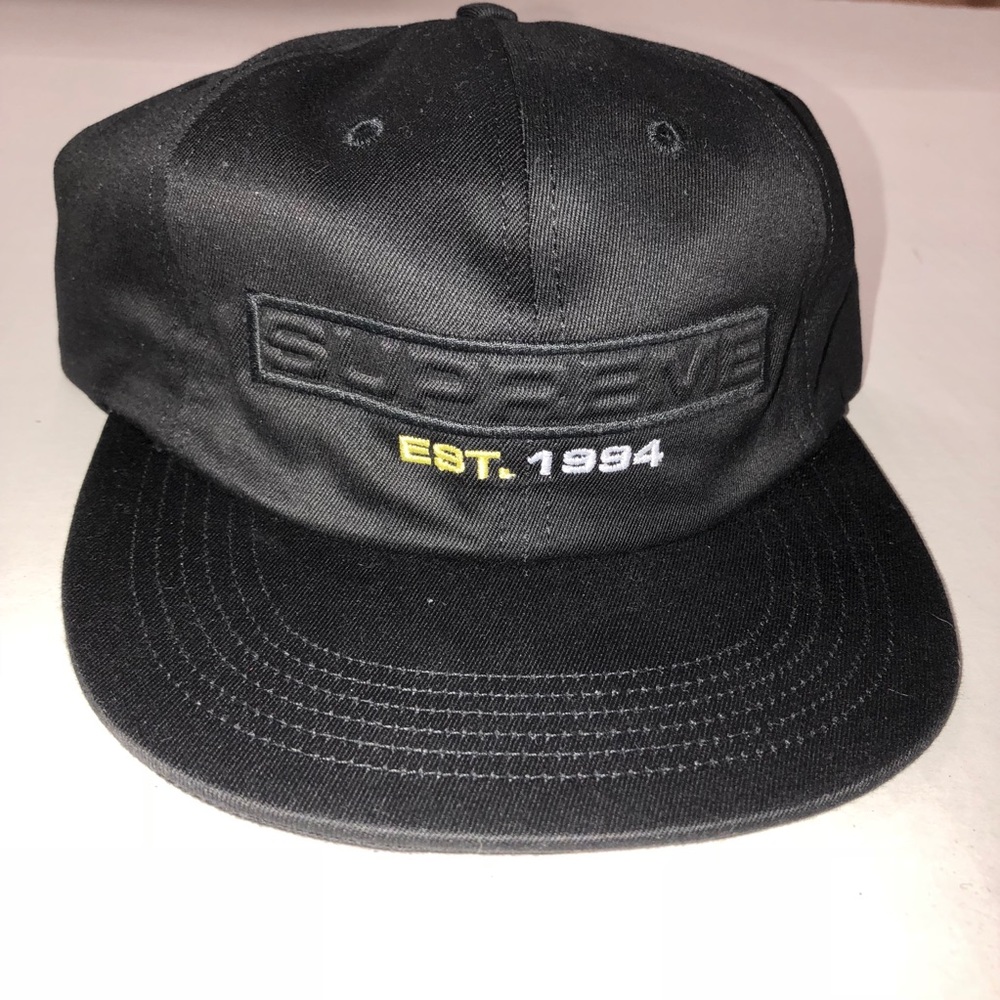 Supreme Logo 6-panel Black Cap